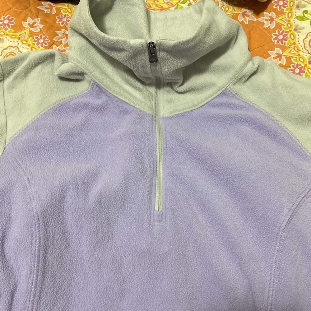 Columbia purple and gray sweater